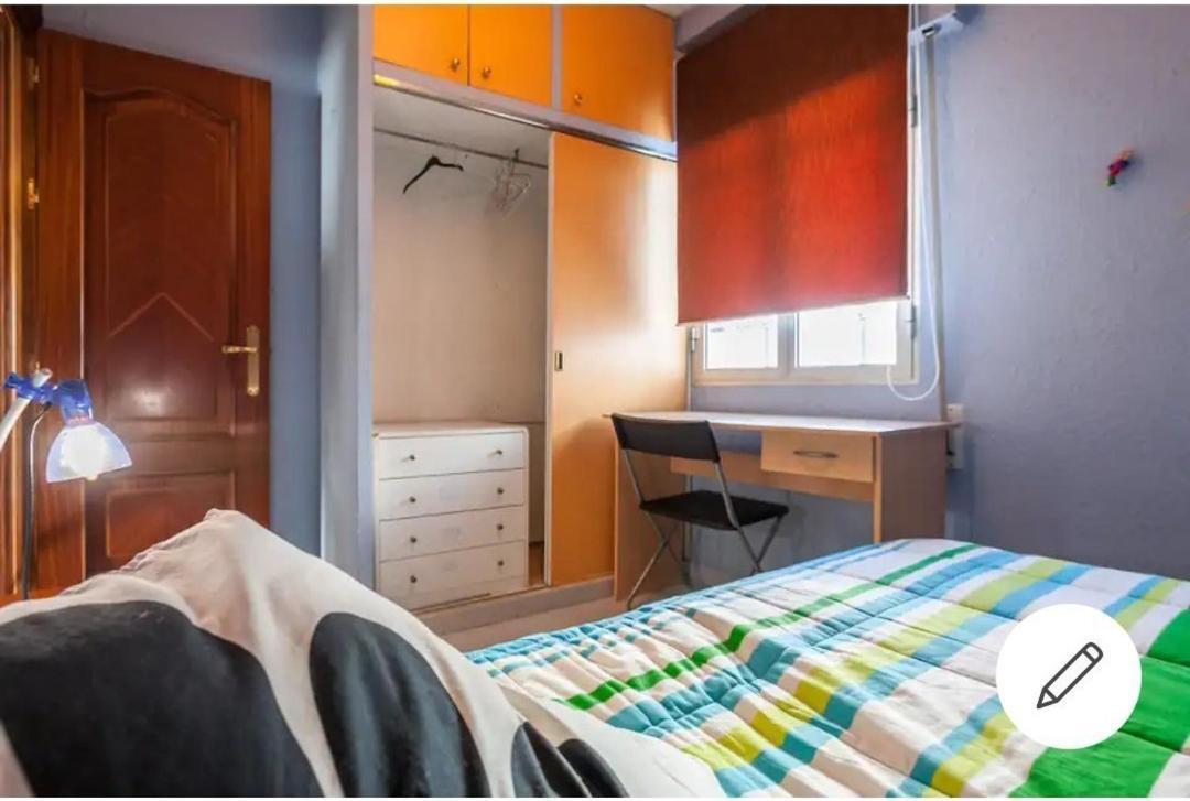 Piso Con Buena Red Wiffi Fibra Optica Alquiler De Habitaciones Σεβίλλη Εξωτερικό φωτογραφία